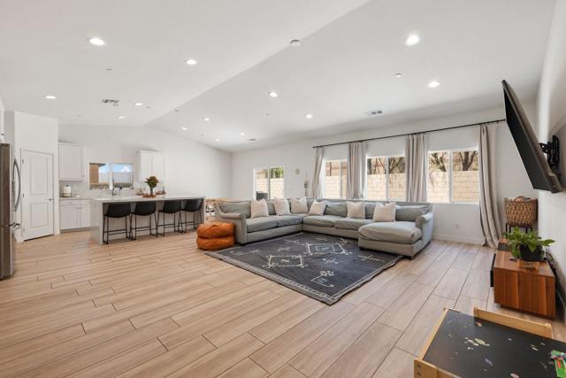 Image 6 of 49 For 42939 Cowboy Court