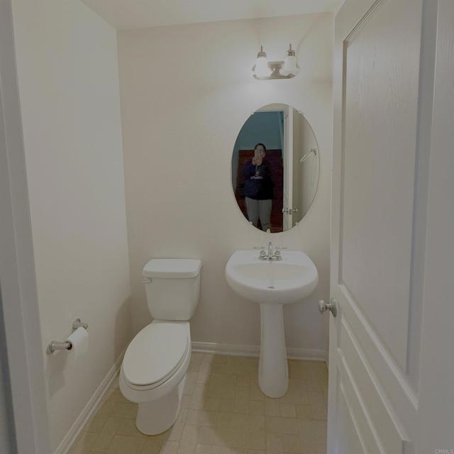 Detail Gallery Image 6 of 16 For 1021 L Ave, National City,  CA 91950 - 3 Beds | 2/1 Baths