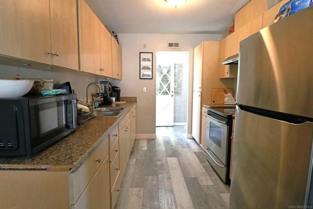 1252 Fourth Ave, Chula Vista CA: https://media.crmls.org/mediaz/59028025-8fa9-4354-8569-b645cef45c43.jpg