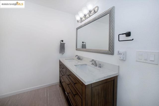 4585 Summer St, Olivehurst CA: https://media.crmls.org/mediaz/590461a1-c21f-439b-a1ee-33d2d307277d.jpg