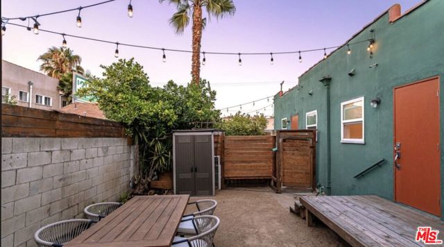 4307 Burns Avenue, Los Angeles CA: https://media.crmls.org/mediaz/5904b960-b5e6-4523-9b02-ab972298d437.jpg