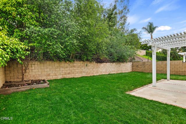 11998 Bubbling Brook Street, Moorpark CA: https://media.crmls.org/mediaz/5904ee11-3695-4f19-a522-7521a558496b.jpg