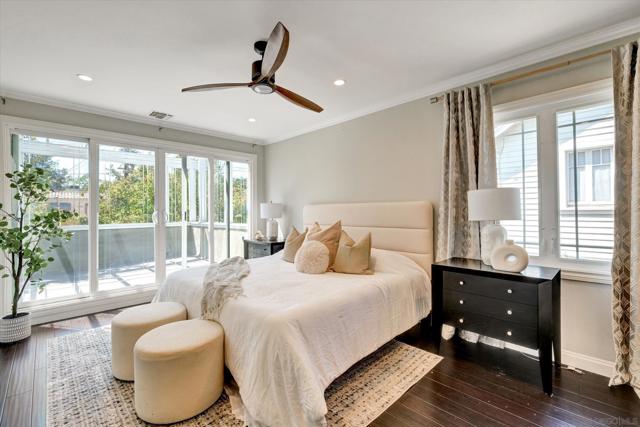 1901 N Catalina Street, Los Angeles CA: https://media.crmls.org/mediaz/5905d249-fbb0-4d26-b522-49968784ff6b.jpg