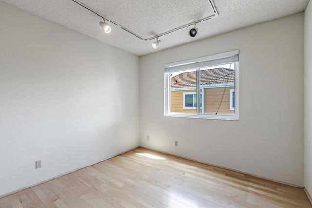 1189 Krebs Court, San Jose CA: https://media.crmls.org/mediaz/5905e33b-84fb-4d14-b3cc-0fb82d281159.jpg