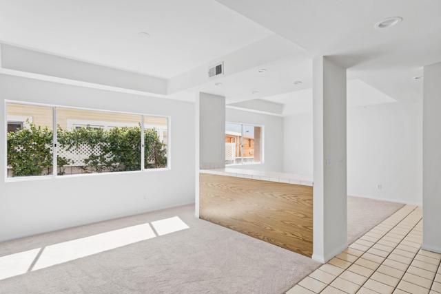 Detail Gallery Image 11 of 38 For 962 E Ave a,  Coronado,  CA 92118 - 3 Beds | 2/1 Baths