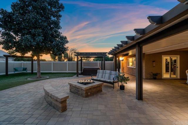 Detail Gallery Image 8 of 64 For 13815 Hilldale Rd, Valley Center,  CA 92082 - 5 Beds | 4/1 Baths