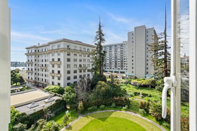 244 Lakeside Drive, Oakland CA: https://media.crmls.org/mediaz/59081c3d-b39e-4e05-9d8c-91d27770c3cc.jpg