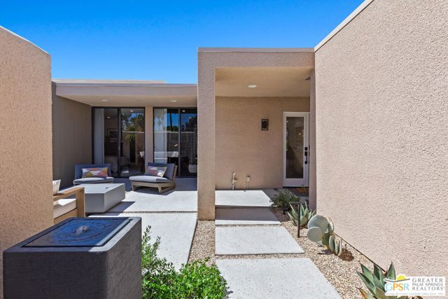 1845 S La Paloma, Palm Springs, CA 92264