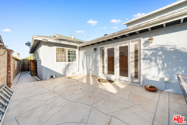 16900 Mayall Street, North Hills CA: https://media.crmls.org/mediaz/5909eab3-4005-4339-976f-998b989969a1.jpg