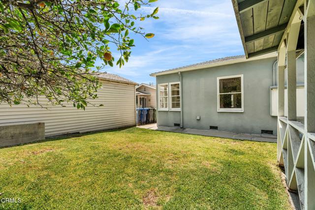 4419 4419 1/2 Corliss Street, Los Angeles CA: https://media.crmls.org/mediaz/590a0107-114c-46a3-add1-a8058a02ffe1.jpg