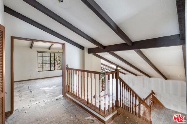 11 S Callecita, Laguna Beach CA: https://media.crmls.org/mediaz/590a2805-edc6-439c-8c4c-534d00c7225f.jpg