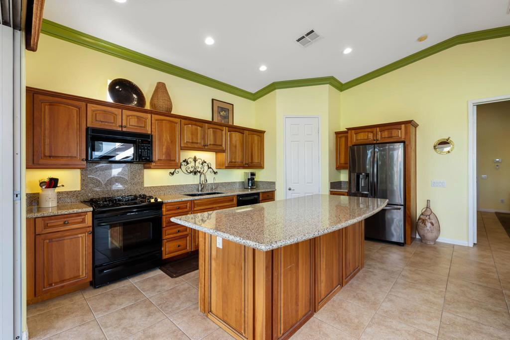 MLS #219138404DA image #11