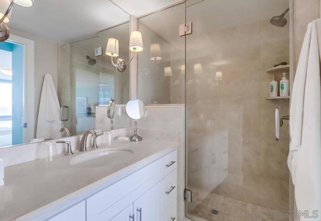 1730 Avenida Del Mundo, Coronado CA: https://media.crmls.org/mediaz/590b392b-c334-4da1-b223-1f0c1eddcbac.jpg