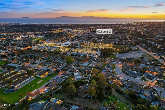 402 Lynn Drive, Ventura CA: https://media.crmls.org/mediaz/590d2ec4-8909-4ee3-b68d-12534fd6a362.jpg