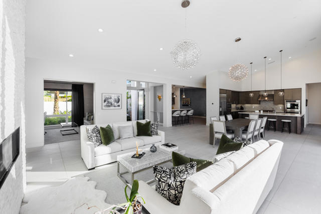 1 Via Merenda, Rancho Mirage CA: https://media.crmls.org/mediaz/590e7108-8669-459e-a47b-c6934dfbb60f.jpg