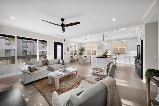 Image 12 of 59 For 812 Cleveland Street 1