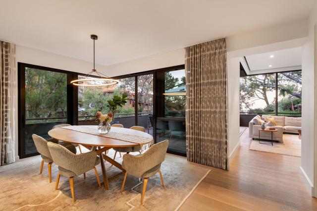 404 Pine Needles, Del Mar CA: https://media.crmls.org/mediaz/5910a076-dce6-4501-a092-85c0a1c6ce1b.jpg