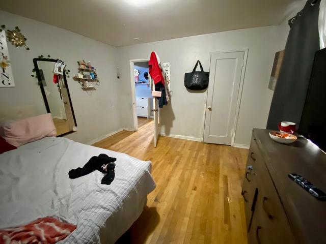 1507 E 15th Street, Oakland CA: https://media.crmls.org/mediaz/59113358-7ea3-4d07-97bd-0eb20b631801.jpg
