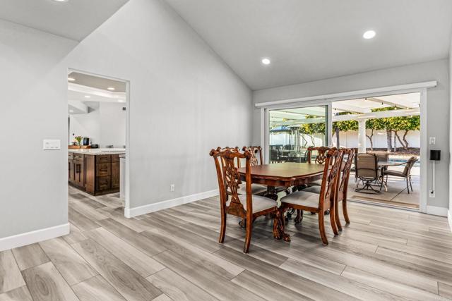 Detail Gallery Image 16 of 40 For 13840 Calle Bueno Ganar, Jamul,  CA 91935 - 4 Beds | 3 Baths