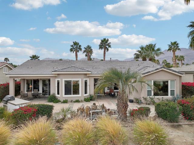81206 Barrel Cactus Road, La Quinta CA: https://media.crmls.org/mediaz/5912b981-e3cc-45b8-9692-f25734859f8f.jpg