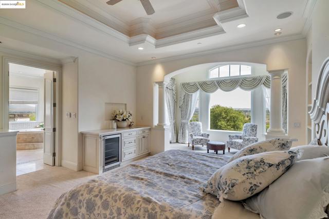 1853 Via Di Salerno, Pleasanton CA: https://media.crmls.org/mediaz/5912ddbf-bddb-442c-b94d-d01b3acd3497.jpg