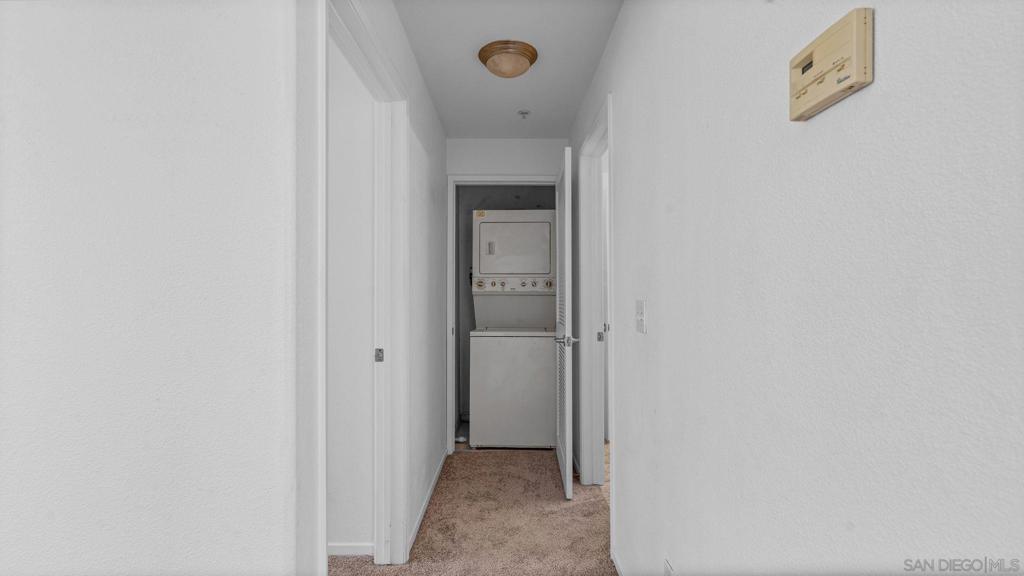 https://media.crmls.org/mediaz/5913080b-8f52-48f2-91df-778695d17a85.jpg?preset=X-Large
