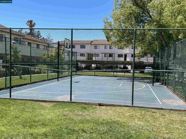 5050 Valley Crest Dr., Concord CA: https://media.crmls.org/mediaz/5913971a-ce9c-4a3e-a6d0-a22ed464ee33.jpg