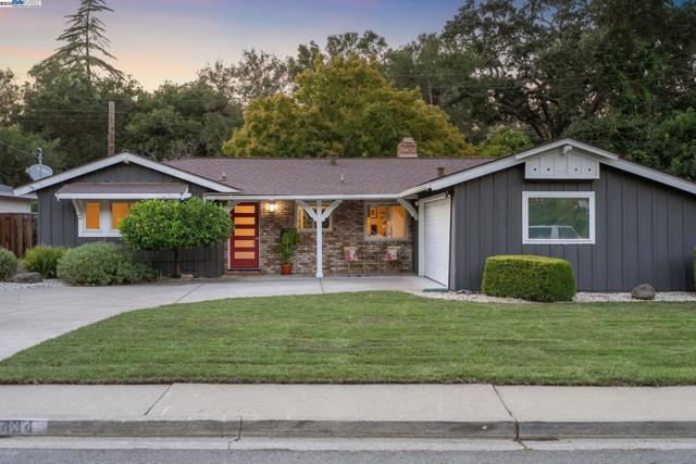 3434 LITTLE LANE, Lafayette CA: https://media.crmls.org/mediaz/591411ad-b8c5-4145-90cb-5980b6f9cb95.jpg
