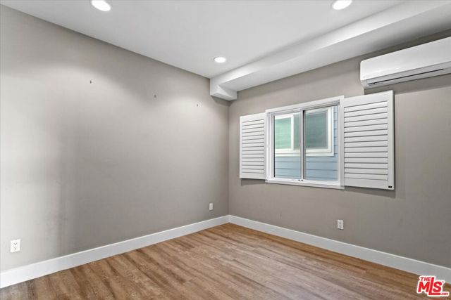 6955 Trolleyway, Playa del Rey CA: https://media.crmls.org/mediaz/5915be4e-ba2f-4657-adad-e3e844989a76.jpg