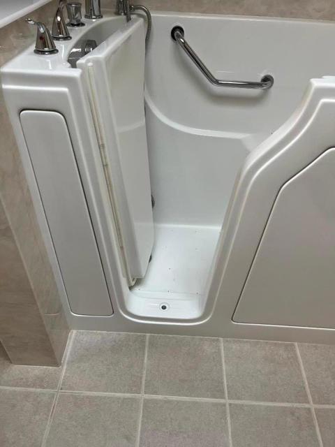 500 N Tully Road, Turlock CA: https://media.crmls.org/mediaz/59162338-990e-4d6e-9a03-cfd6f84106e3.jpg