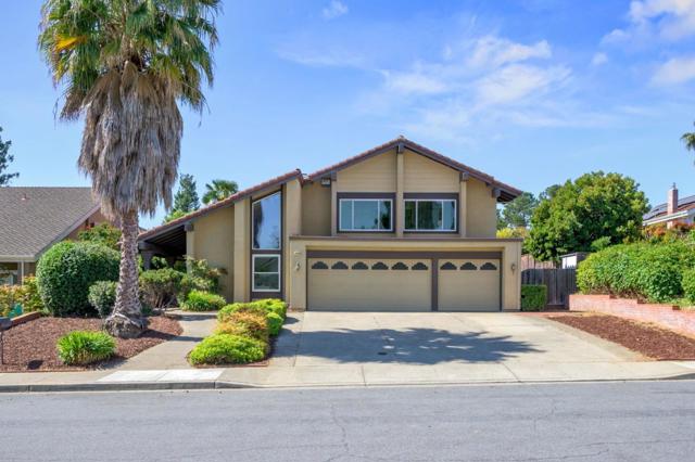 21756 Noonan Court, Cupertino CA: https://media.crmls.org/mediaz/5917826c-3a69-4ffb-9f7f-cdce75120b0a.jpg
