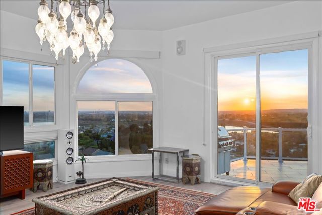 Family Room Sunset View