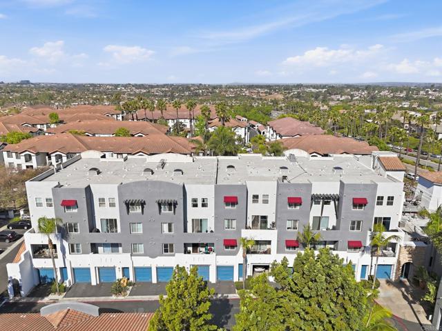 1241 Santa Cora Ave, Chula Vista CA: https://media.crmls.org/mediaz/5918272e-6509-492f-9312-f8a720ab36d2.jpg