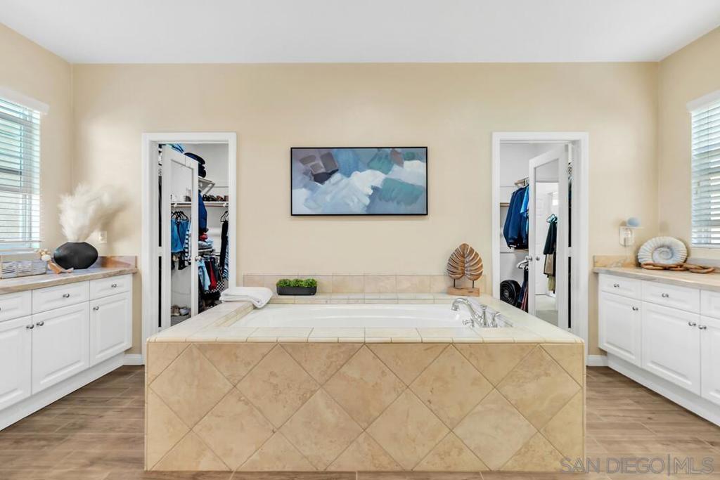 MLS #250043023SD image #19