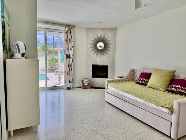 73607 18th Fairway Lane, Palm Desert CA: https://media.crmls.org/mediaz/591aec9b-5b7c-40bc-8673-7cfd71bd2452.jpg