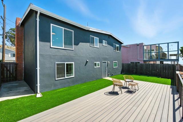 553 Diamond Avenue, South San Francisco CA: https://media.crmls.org/mediaz/591c42b2-4d83-4144-913d-e4b062612157.jpg