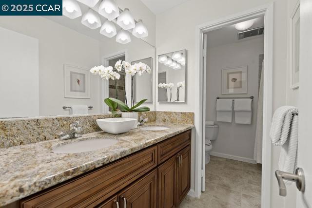 412 Woodminster, Moraga CA: https://media.crmls.org/mediaz/591c67ea-9f10-4be9-8211-0e57dd9c29de.jpg