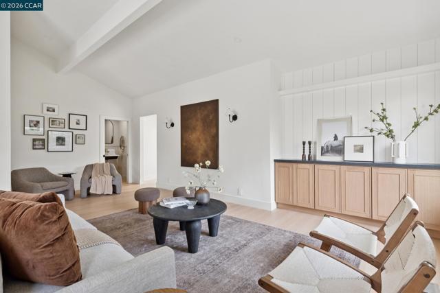 Image 24 of 60 For 3085 Avellano Drive