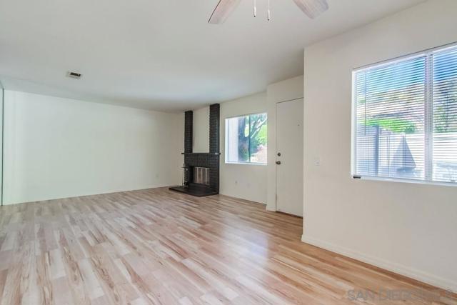 Image 4 of 54 For 13654 Mulberry Tree Ct