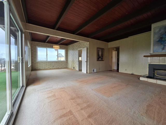 250 Mansell Street, San Francisco CA: https://media.crmls.org/mediaz/5921883b-b66e-4b25-ae1d-296f110d11ec.jpg