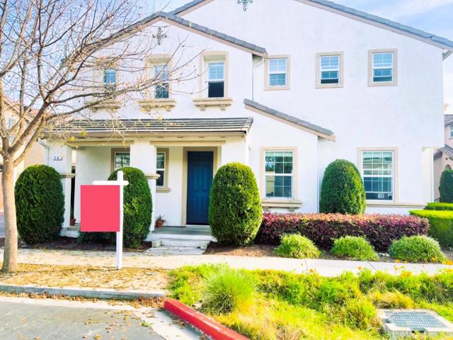 74 Caspian Way, Gilroy CA: https://media.crmls.org/mediaz/5921915d-1ba7-4e4f-8c0f-ca69efb49565.jpg
