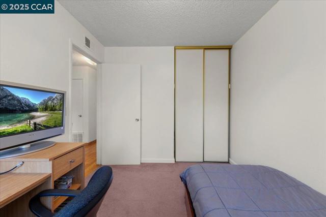 316 Meadows Dr, Vallejo CA: https://media.crmls.org/mediaz/59247867-d9a6-4159-82be-762cb2549b6c.jpg