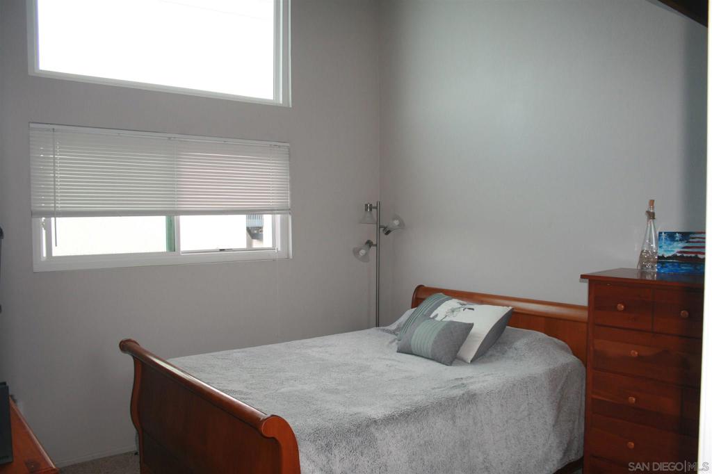 5777 Gaines St - photo 4