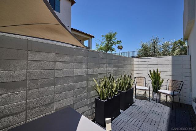 13070 Olympus Cir, Poway CA: https://media.crmls.org/mediaz/592594ac-c3d1-4d71-9180-55d7c2f6c5c2.jpg