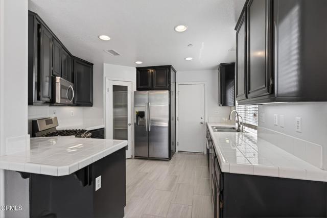 Detail Gallery Image 11 of 38 For 5331 Davidson Dr, Oxnard,  CA 93033 - 3 Beds | 2/1 Baths