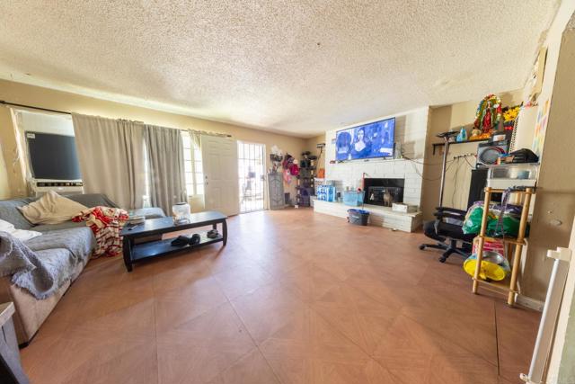 Detail Gallery Image 29 of 51 For 1109 E Lexington, El Cajon,  CA 92019 - 8 Beds | 4 Baths