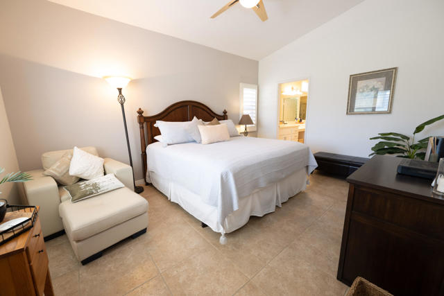 45439 Shaugnessy Drive, Indio CA: https://media.crmls.org/mediaz/59267b71-b555-4483-bb0d-07a787f36934.jpg