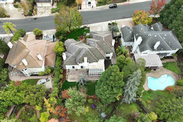 729 Montevino Dr, Pleasanton CA: https://media.crmls.org/mediaz/5926ad02-e141-4e26-93c9-f841043fbc31.jpg
