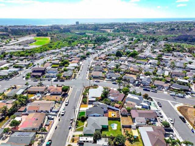 1708 Loretta Street, Oceanside CA: https://media.crmls.org/mediaz/5926ae72-c81e-4b2f-9ec0-1ba14e828348.jpg