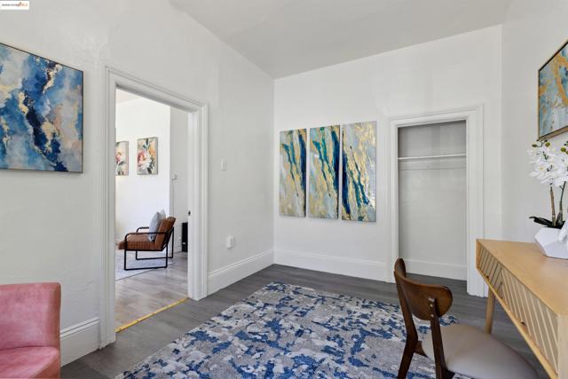 2029 E 22nd St, Oakland CA: https://media.crmls.org/mediaz/5926c885-4628-47b0-a906-9be4a51e4986.jpg